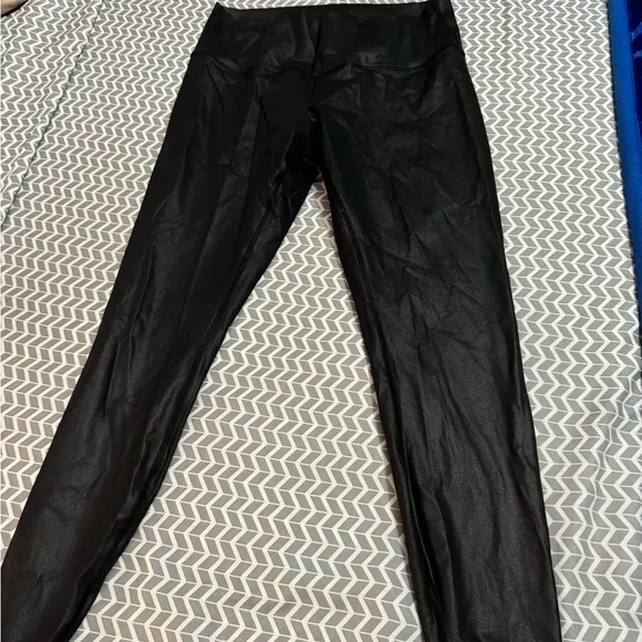 Lululemon shine legging - Picture 2 of 3